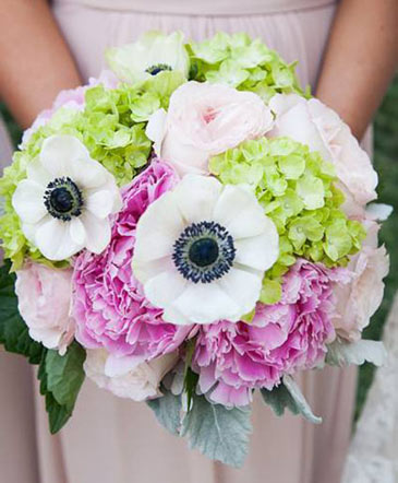 Hydrangeas Heaven Bouquet in Conneaut, OH | MORRIS FLOWERS & GIFTS
